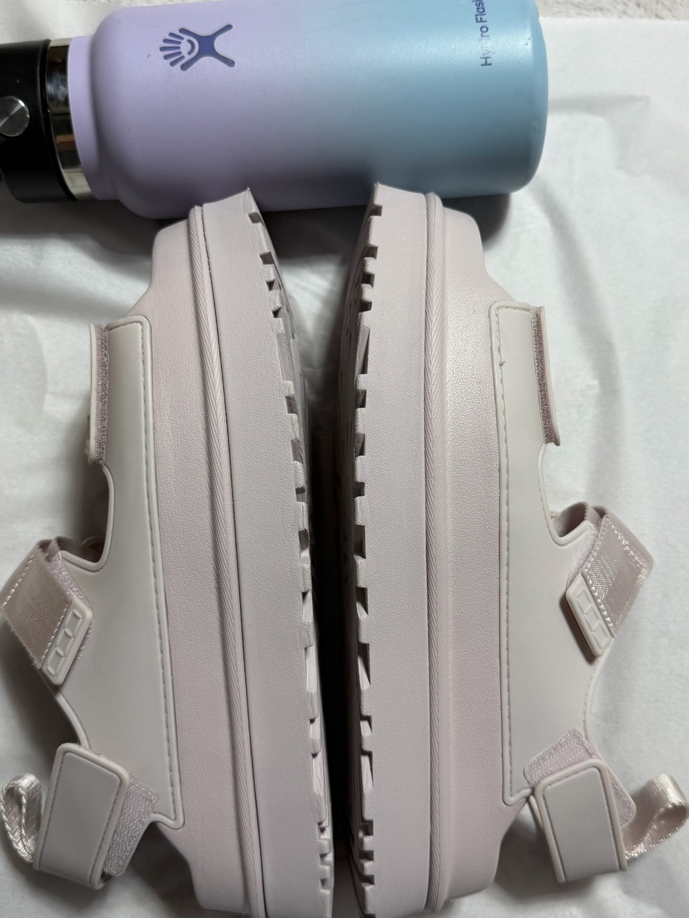 UGG Women’s GoldenGlow Sandals in Bay Fog 11 - Picture 2 of 15